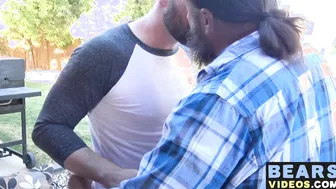 Bearded porn video – Outdoor bareback breeding with Gene Wade and Butch Spencer