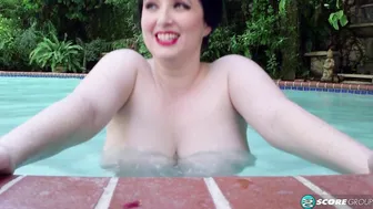 Bikini Valentine