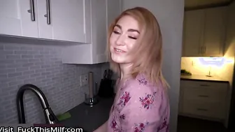 Fucking My Hot Step-Sis Before She Moves Away for College 2