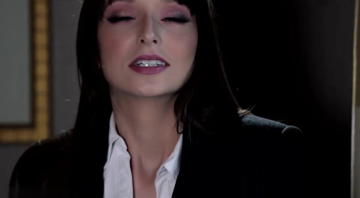 Lexi luna- Married and cheating