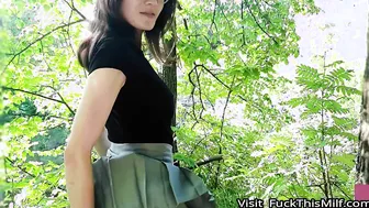 My girlfriend wants spontaneous sex right in a forest grove 3