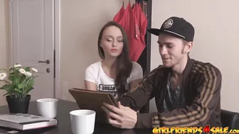 Cuckold boyfriend lets gorgeous teen girlfriend take cumshot