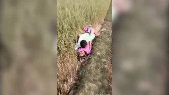Indian Village couple outdoor sex Join Our telegram channel @rehana980