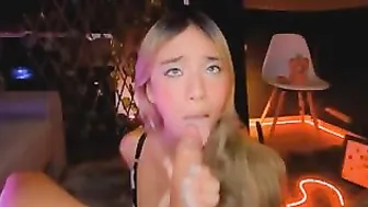 Hot Blonde Ts Sucking Big Cock
