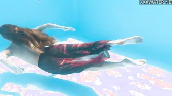 Russian girl Ivi found her natural talent in the pool