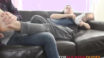 Steamy hot anal action with two sexy and handsome gay dudes