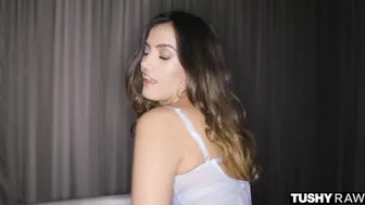 TUSHYRAW Anal-hungry Dark Haired goes booty to mouth  loves it