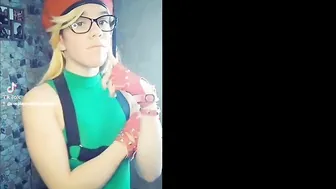 Tiktok chick