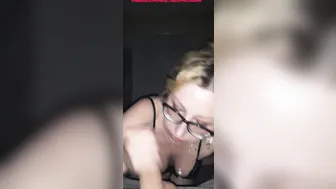 Penis Sucking Off mom Enjoying getting Huge Facial