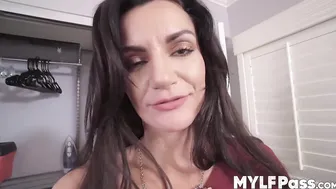 Glamour cougar Becky Bandini giving blowjob and banging too