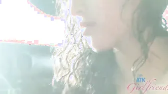 VIP Call Girls Service Taffy 07526823990 Meet  Fuck ?