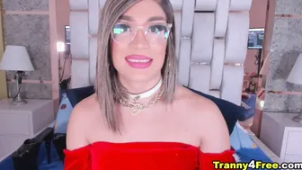 This adorable Shemale twerks her big dick