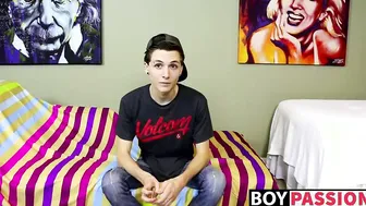 Really porn video – Lovely Trey Bentley really enjoys jacking off for the guys