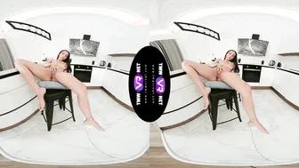 Naked cutie orgasms in the kitchen